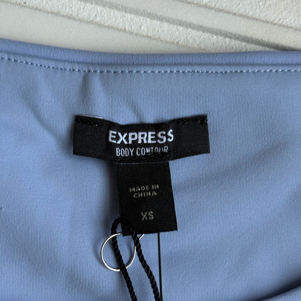 NWT Express Body Contour Collection Short Sleeve Top Blue Size XS - Picture 3 of 4